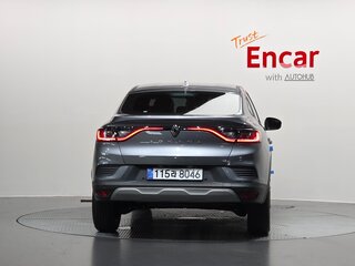 2026 Renault Arkana I Рестайлинг, серый, 2420000 рублей, вид 3