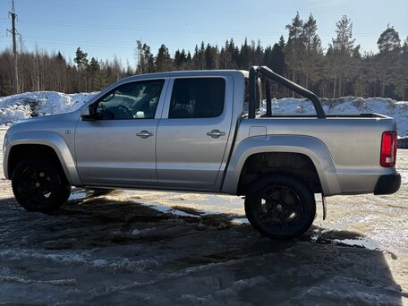 2012 Volkswagen Amarok, серебристый, 1650000 рублей, вид 2