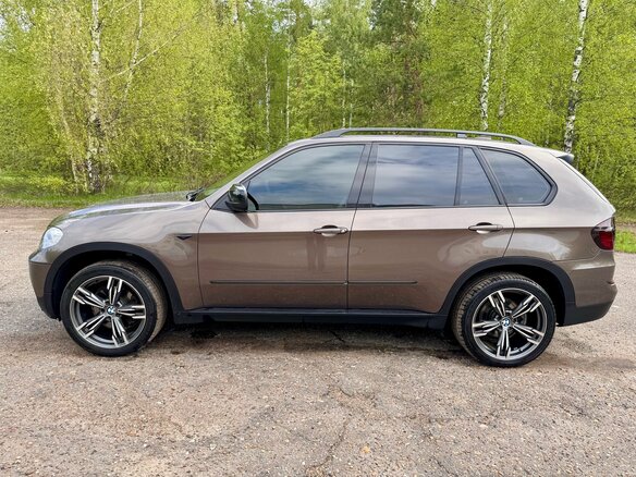 2011 BMW X5 30d II (E70) Рестайлинг, коричневый, 2200000 рублей - вид 3