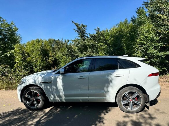 2016 Jaguar F-Pace I, белый, 3000000 рублей - вид 6