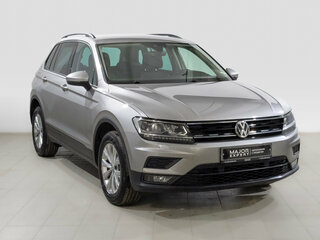 2019 Volkswagen Tiguan II, серебристый, 1985000 рублей, вид 3