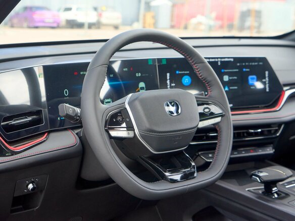 2025 Changan CS35 Max, чёрный - вид 10