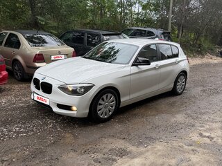 2012 BMW 1 серии 116i II (F20/F21), белый, 960000 рублей, вид 4