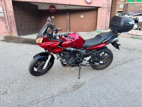 2006 Yamaha FZ6, красный, 380000 рублей, вид 2
