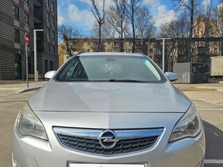 2011 Opel Astra J, серебристый, 830000 рублей, вид 2
