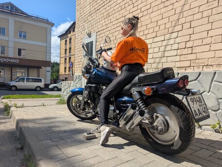 1988 Honda VF 750, синий, 350000 рублей, вид 2