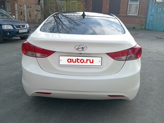 2013 Hyundai Elantra V (MD), белый, 980000 рублей, вид 4