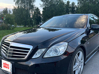 2011 Mercedes-Benz E-Класс 250 7G-Tronic IV (W212, S212, C207), чёрный, 1900000 рублей, вид 1