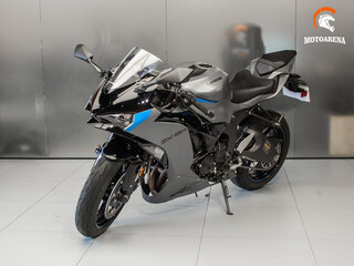 2025 Kawasaki ZX-6 Ninja, серый, 1297579 рублей, вид 3