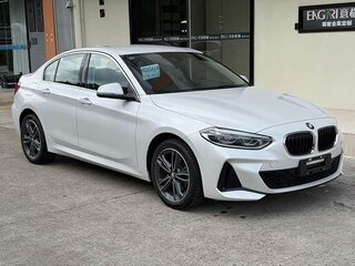 2023 BMW 1 серии 120i III (F52) Рестайлинг, белый, 1490000 рублей, вид 3