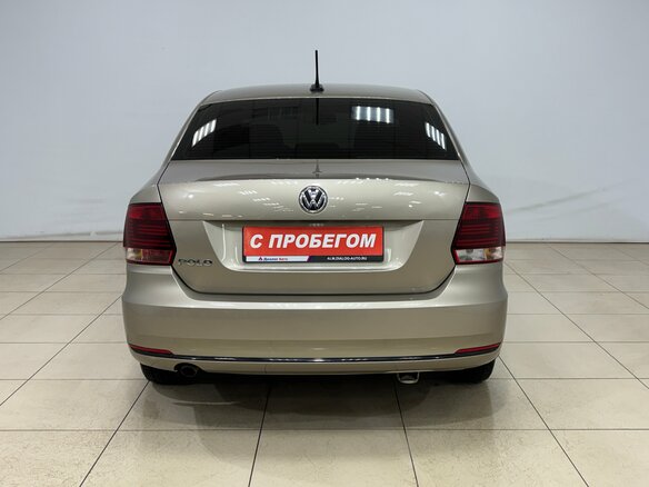 2020 Volkswagen Polo V Рестайлинг, коричневый - вид 4