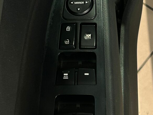 2018 Hyundai Elantra VI (AD), серый - вид 23
