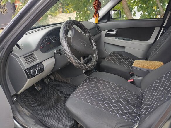2010 Lada (ВАЗ) Priora I, серый, 280000 рублей - вид 4