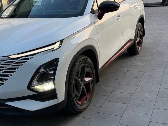 2024 Omoda C5 I, белый - вид 1