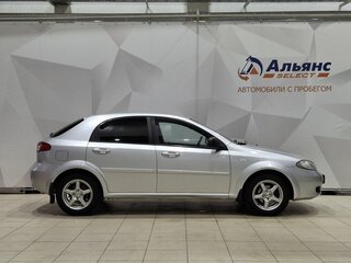 2011 Chevrolet Lacetti I, серебристый, 430000 рублей, вид 2