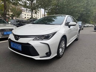 2023 Toyota Corolla Sporty XII (E210) Рестайлинг, белый, 1111000 рублей, вид 3