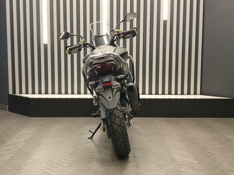 2026 QJMotor SVT 650 X, чёрный, 649000 рублей, вид 4