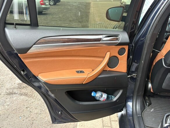 2012 BMW X6 35i 8-speed I (E71), синий, 2000000 рублей - вид 6