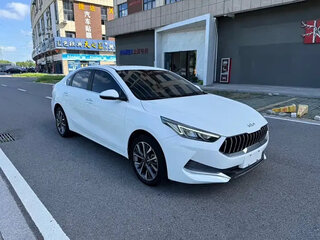 2021 Kia K3 II (China Market), белый, 1450000 рублей, вид 3