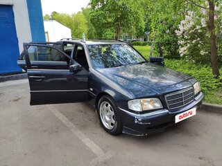 1997 Mercedes-Benz C-Класс 240 I (W202) Рестайлинг, синий, 140000 рублей, вид 3