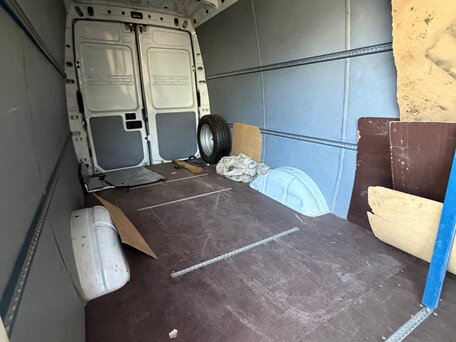 2009 Iveco Daily, белый, 1200000 рублей, вид 5