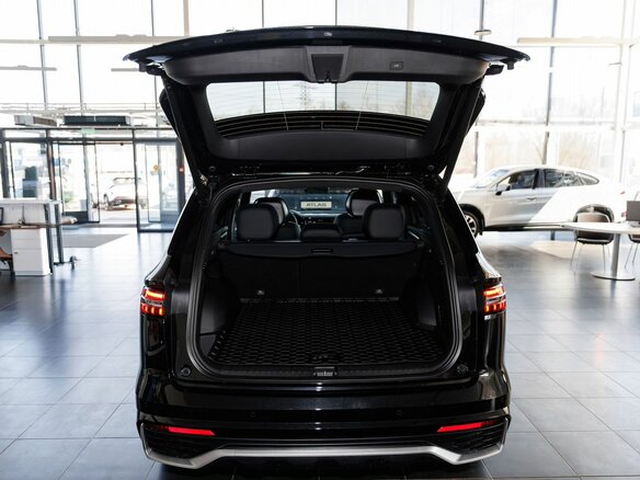 2026 Geely Monjaro I Рестайлинг, чёрный, 4954990 рублей - вид 30