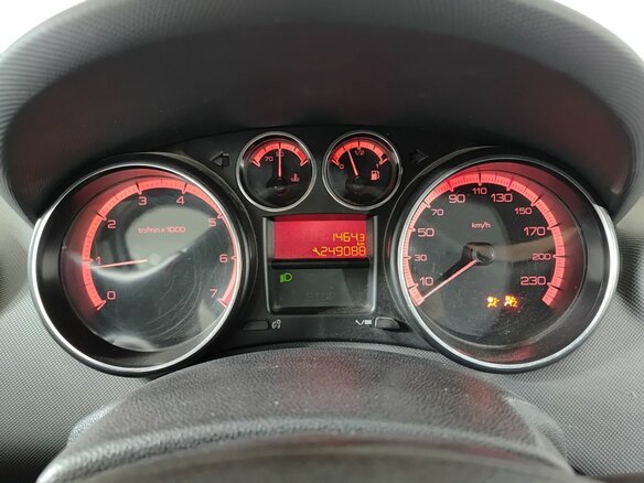 2012 Peugeot 408 I, белый, 329850 рублей - вид 12
