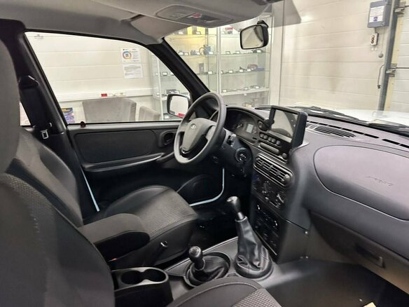 2025 Lada (ВАЗ) Niva Travel I, белый, 1643000 рублей - вид 8