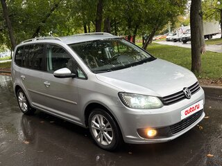 2013 Volkswagen Touran I Рестайлинг 2, серебристый, 1120000 рублей, вид 1