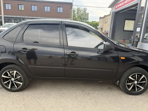 2013 Lada (ВАЗ) Granta I, чёрный, 350000 рублей - вид 6