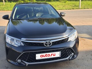 2017 Toyota Camry VII (XV50) Рестайлинг, чёрный, 2350000 рублей, вид 2