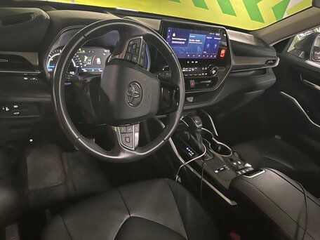 2024 Toyota Highlander IV (XU70), чёрный, 6100000 рублей, вид 4