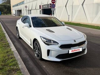 2019 Kia Stinger I, белый, 2299000 рублей, вид 1