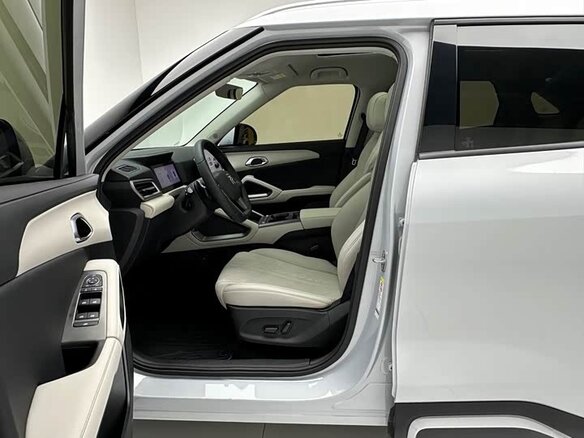 2025 BYD Yuan Up 45.12 kWh, серый, 1450007 рублей - вид 12