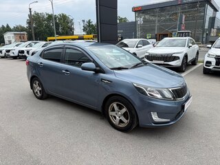 2014 Kia Rio 6-speed III, голубой, 675000 рублей, вид 4