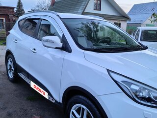 2014 Hyundai ix35 I Рестайлинг, белый, 1700000 рублей, вид 3