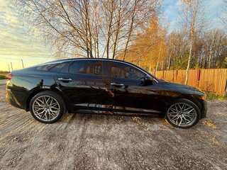 2022 Kia K5 III, чёрный, 3100000 рублей, вид 3