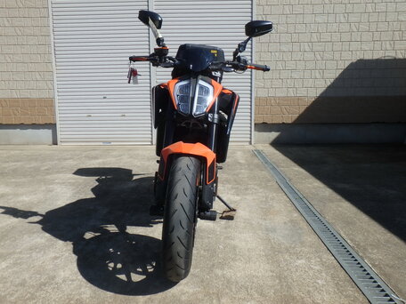 2021 KTM 890 Duke, оранжевый, 850000 рублей, вид 4