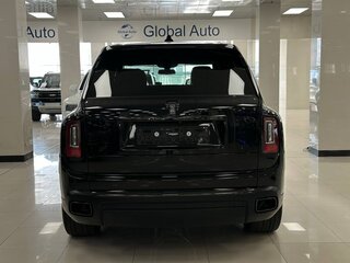 2023 Rolls-Royce Cullinan Black Badge I (Series I), чёрный, 45000000 рублей, вид 5