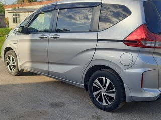 2017 Honda Freed II, серый, 1120000 рублей, вид 1