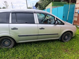 2008 Opel Zafira B Рестайлинг, серебристый, 550000 рублей, вид 2