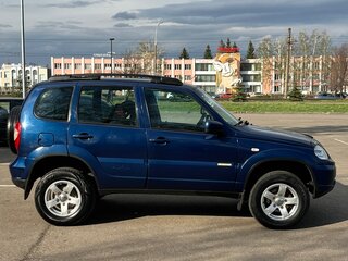 2016 Chevrolet Niva I Рестайлинг, синий, 430000 рублей, вид 5