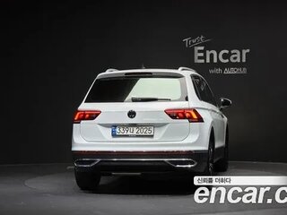 2022 Volkswagen Tiguan Allspace II Рестайлинг, белый, 3420000 рублей, вид 4