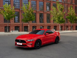 2021 Ford Mustang VI Рестайлинг, красный, 4500000 рублей, вид 2