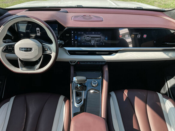 2023 Geely Monjaro I, белый, 3015000 рублей - вид 11