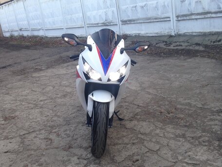 2013 Honda CBR 1000 RR/RA Fireblade, белый, 1060000 рублей, вид 3