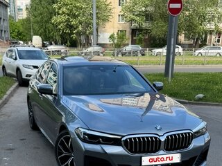 2020 BMW 5 серии 520d VII (G30/G31/G38) Рестайлинг, серый, 4400000 рублей, вид 5