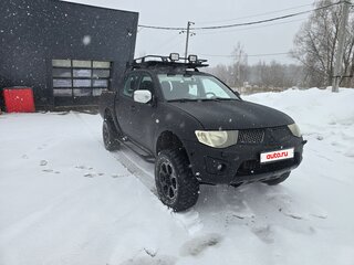 2010 Mitsubishi L200 IV, чёрный, 1150000 рублей, вид 2