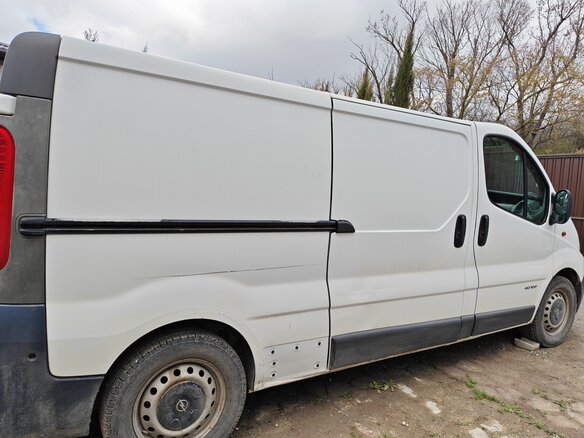 2006 Renault Trafic II, белый, 800000 рублей - вид 3