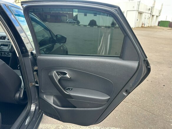 2013 Volkswagen Polo V, серый, 890000 рублей - вид 32
